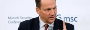 РФ “кусається” від безсилля, але виступити проти НАТО нездатна – Сікорський