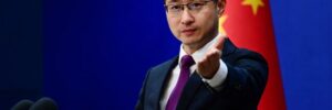 Китай наполягає на негайному припиненню бойових дій між Росією та Україною