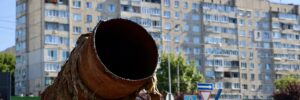 Півстолітні іржаві труби: у Львові на Науковій міняють понад кілометр аварійної тепломережі