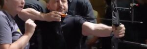 Жим лежачи, лук і освіта: як пройшов насичений візит Зеленського до Франківська