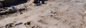 Під асфальтом на Львівщині розкопали старовинний цвинтар та ринкову площу XV століття