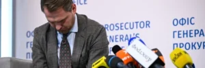 Ексгенпрокурор Кравченко досі не повернувся з Парижа