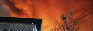 У Краснодарському краї РФ після атаки загорілися два НПЗ – ЗМІ