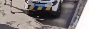 На Дніпропетровщині поліцейський переїхав чоловіка (ВІДЕО 18+)