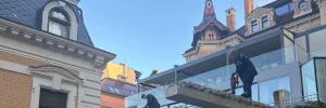 У Стрийському парку у Львові почали зносити триповерхову незаконну “підпірну стінку”