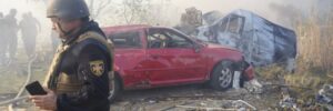 Російські КАБи вдарили по житлових будинках у Харкові, загинула 36-річна жінка