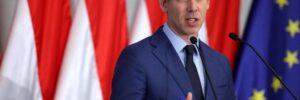 Угорщина заблокувала відкриття двох останніх кластерів на шляху України до ЄС