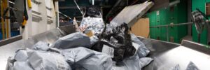 Рада ухвалила законопроєкти про оподаткування міжнародних посилок